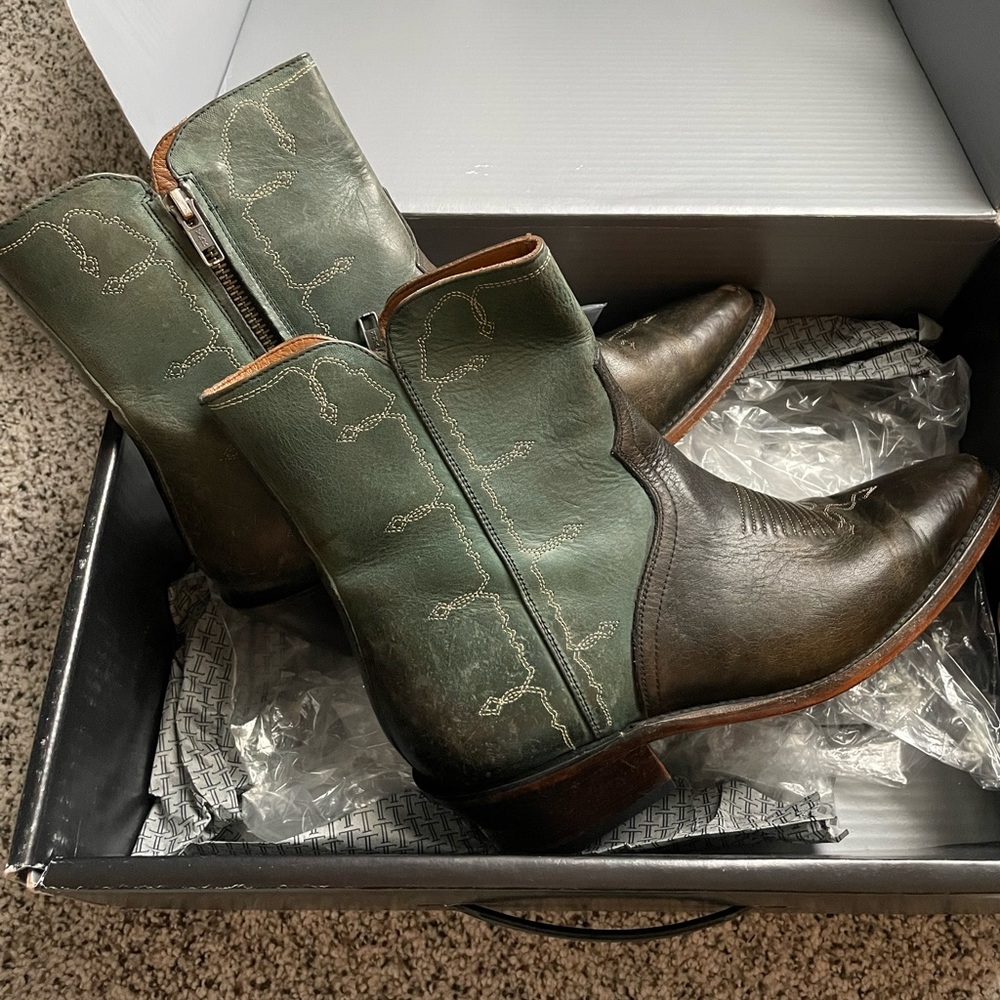 Women Lucchese Boots - Mila